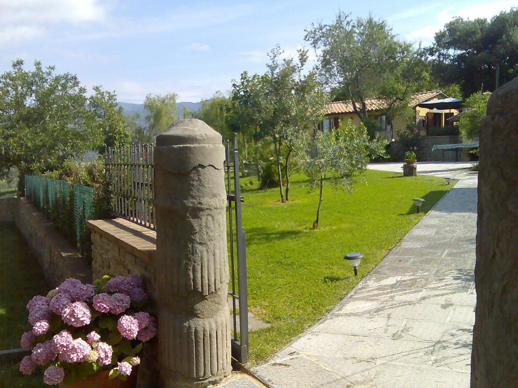 Agriturismo Podere Ossaia Cortona Kamer foto