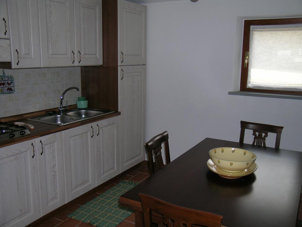 Agriturismo Podere Ossaia Cortona Kamer foto