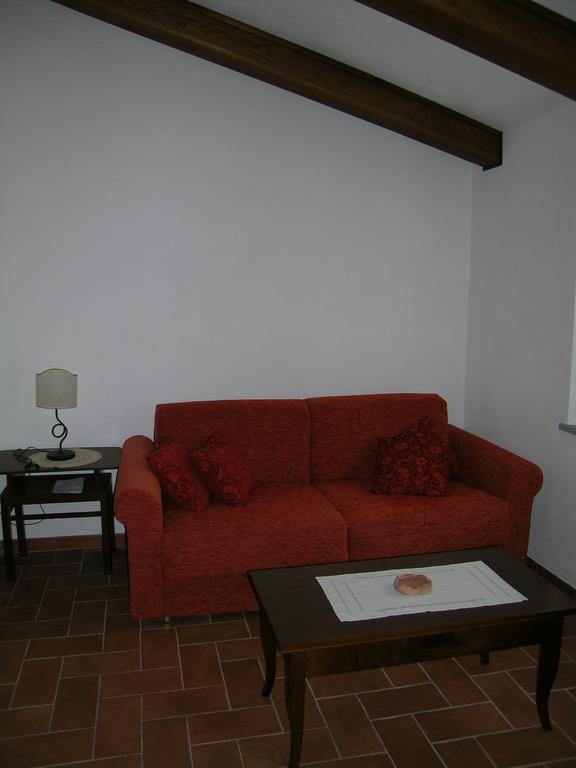Agriturismo Podere Ossaia Cortona Kamer foto