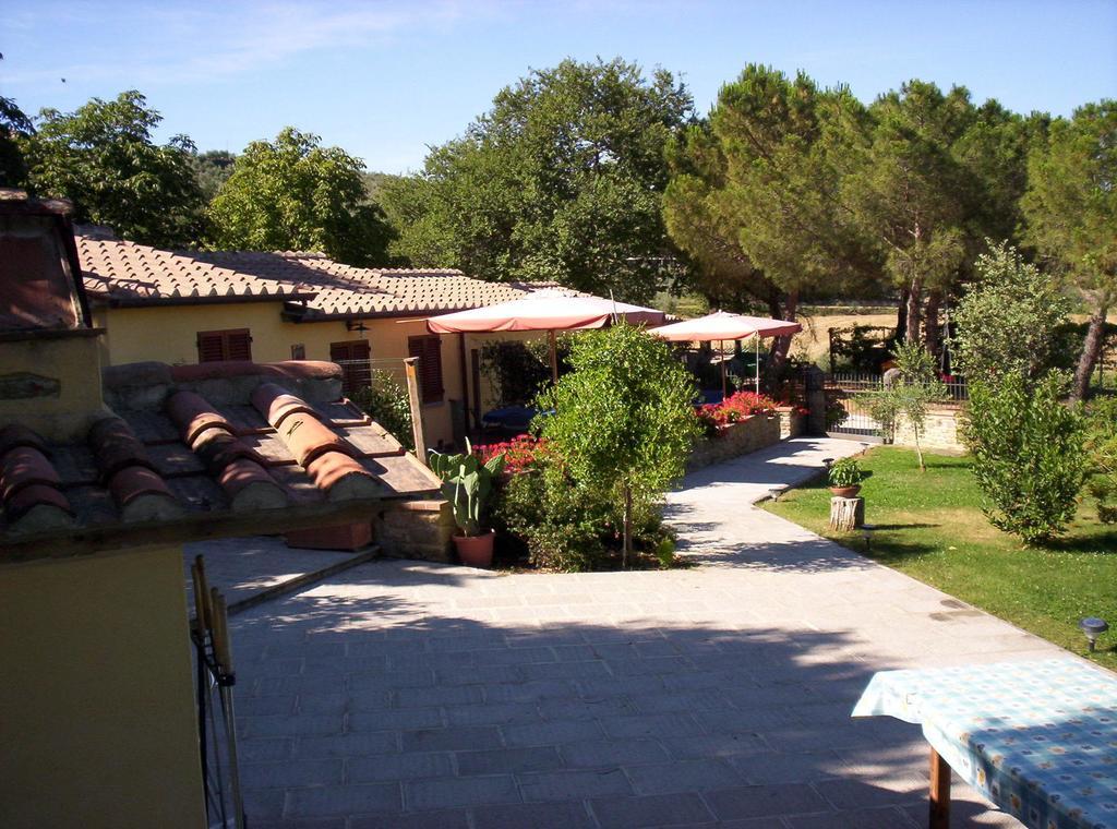 Agriturismo Podere Ossaia Cortona Kamer foto