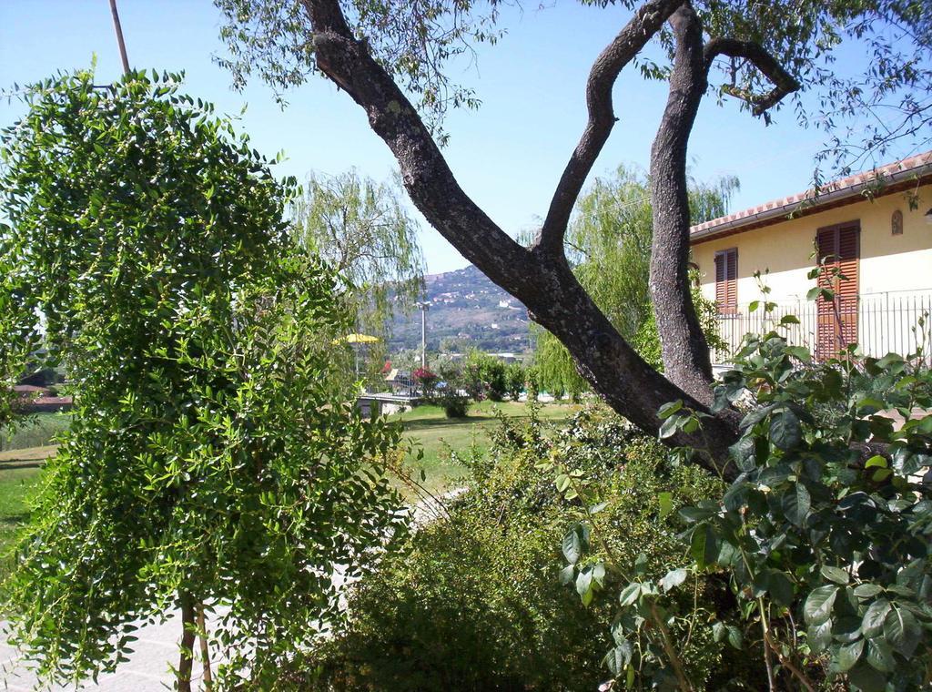 Agriturismo Podere Ossaia Cortona Kamer foto