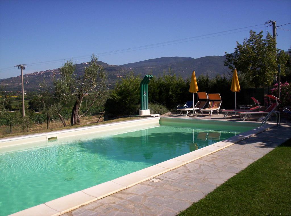 Agriturismo Podere Ossaia Cortona Kamer foto